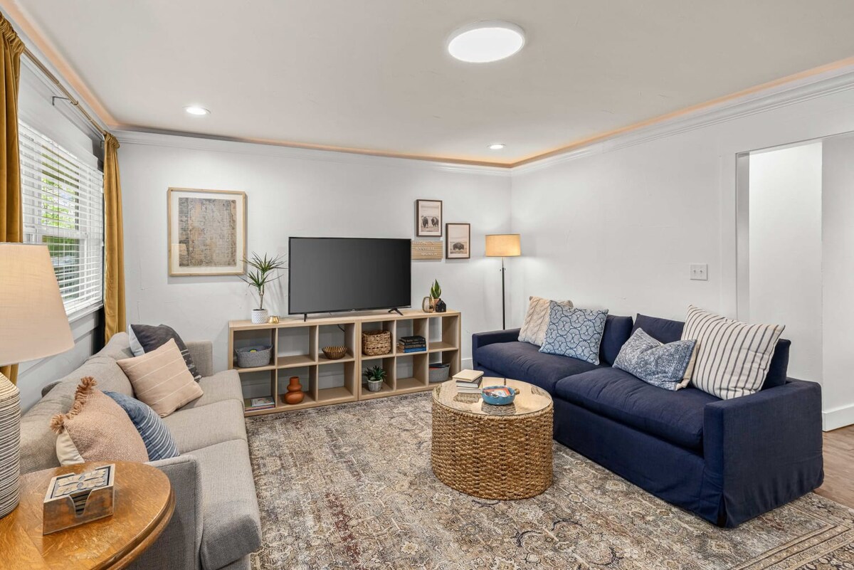 Professionally managed vacation rental near Bentonville trails